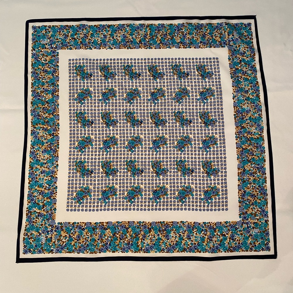 Vintage 1980’s St. Michael Italian Scarf
